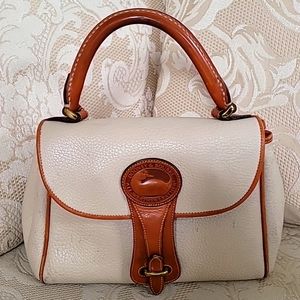 Dooney & bourke satchels bag